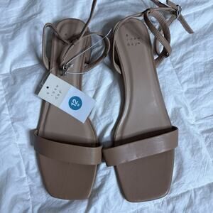 A New Day Delores Ankle Strap Sandal 12W Nude Tan Square Toe Block Heel 90s Boho